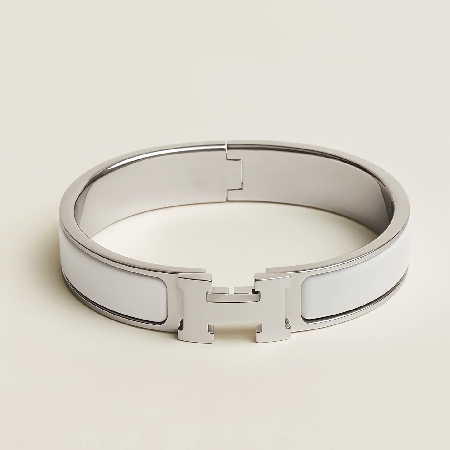 Limited Edition: Silver-White Helene Bracelet