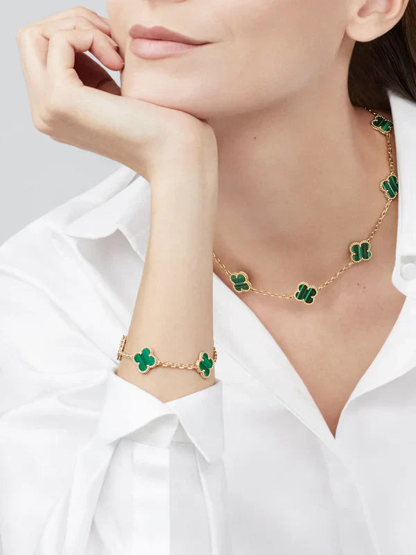 CLOVER | 10-Motif Green Necklace - Vibrant Green Statement Piece