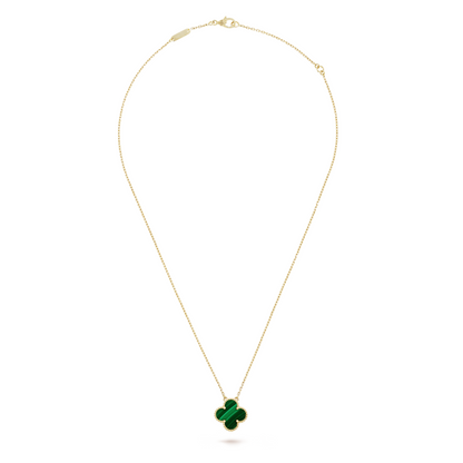 CLOVER | Emerald Green Necklace – Elegant, Timeless Jewelry