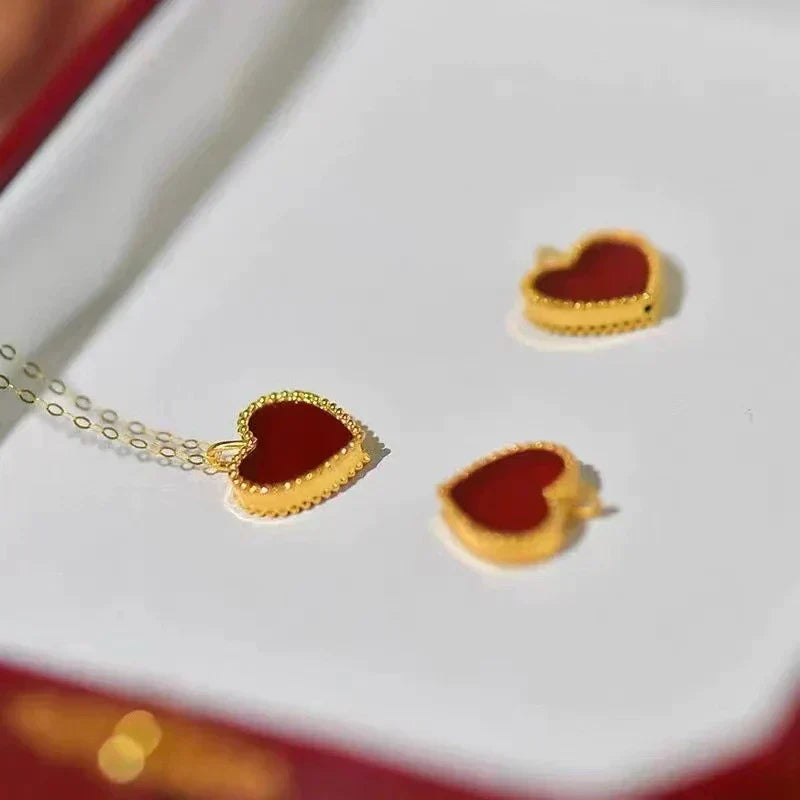 Gold Heart Necklace - Elegant Heart Pendant