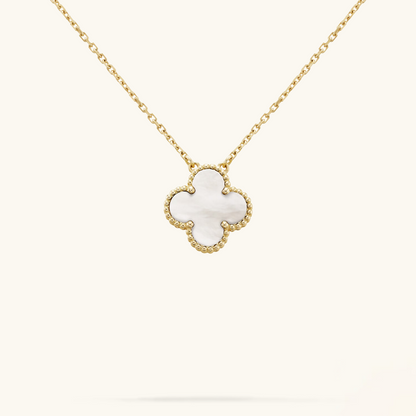 CLOVER White/Gold Necklace – Timeless Elegance for Everyday Style