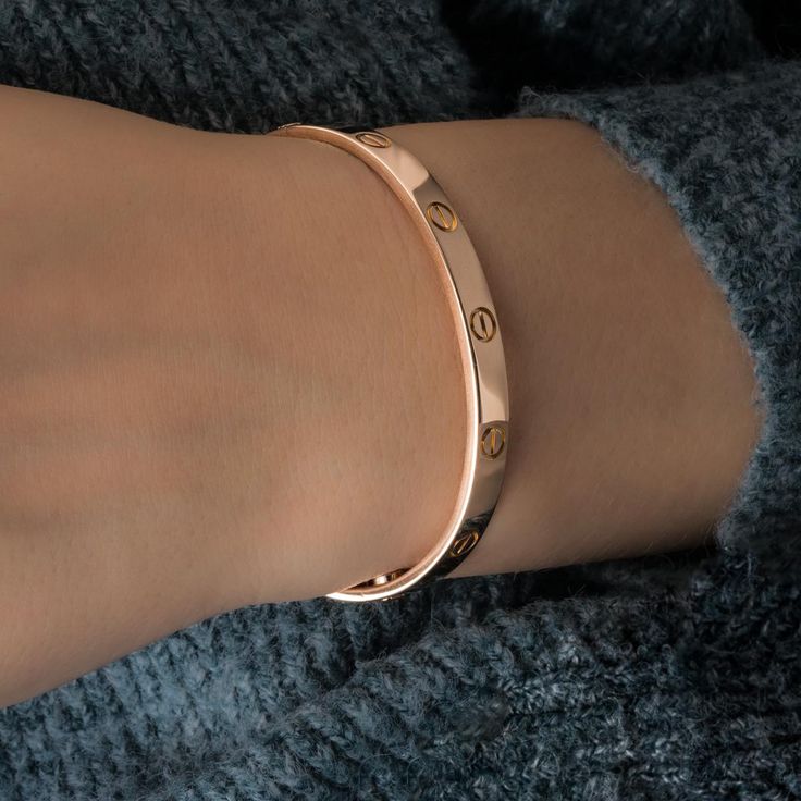 ETERNITY | Slim Gold Bracelet - Delicate & Elegant