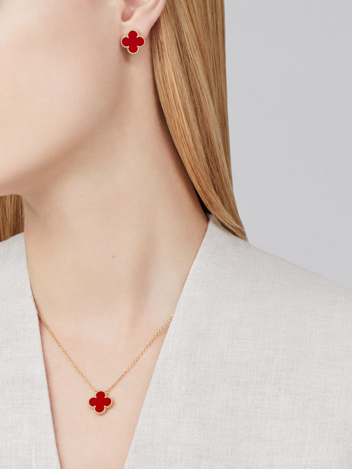 Clover Red Necklace - Bold, Elegant Accessory