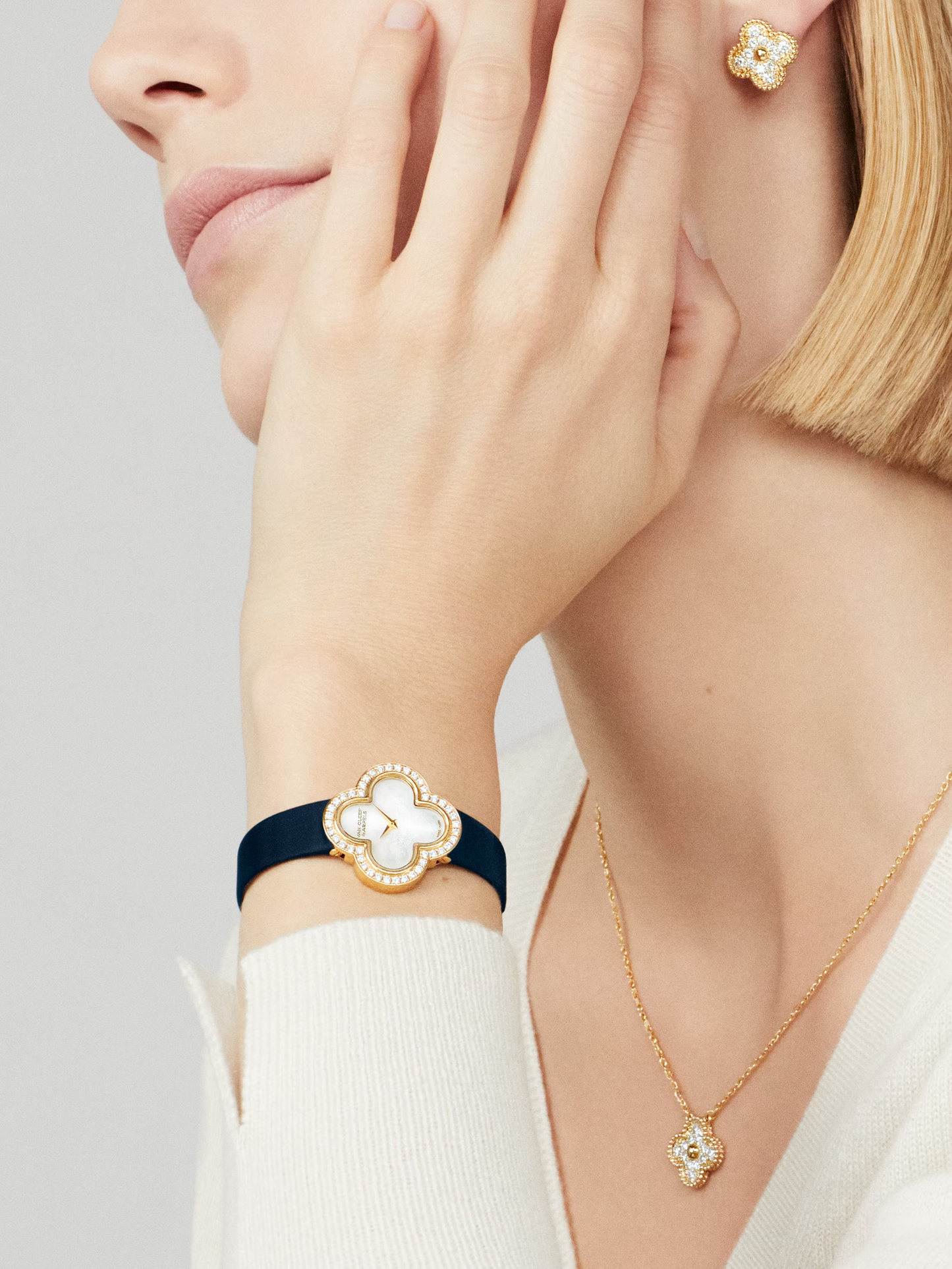 CLOVER Gold Necklace Prestige - Exquisite Luxury Jewelry